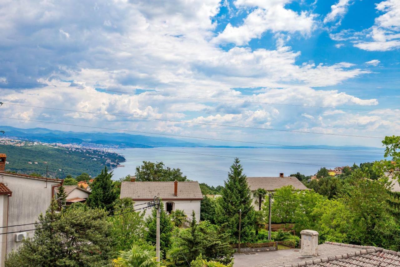 Villa Dragi With Pool, Sauna, & Whirlpool Opatija Chambre photo